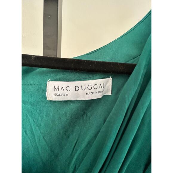 MacDuggal -size 16W Emerald Green Flutter Sleeve Jersey Gown - Picture 3 of 6